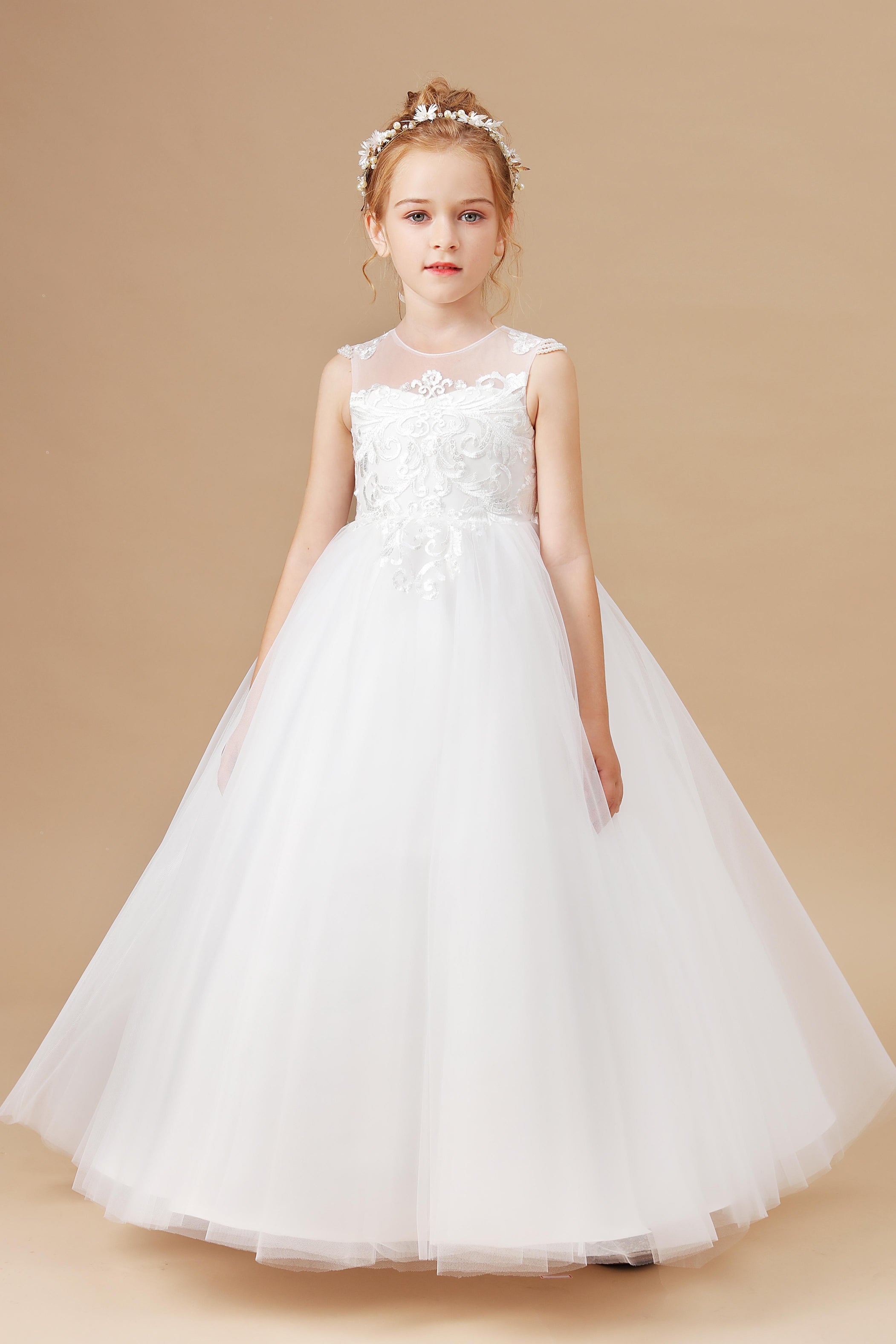 Ivory Cute Round Neck Tulle Flower Girl Dresses With Lace